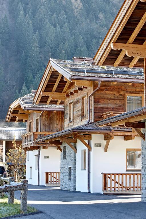S'Doerfl Chalets Майргофен Екстер'єр фото